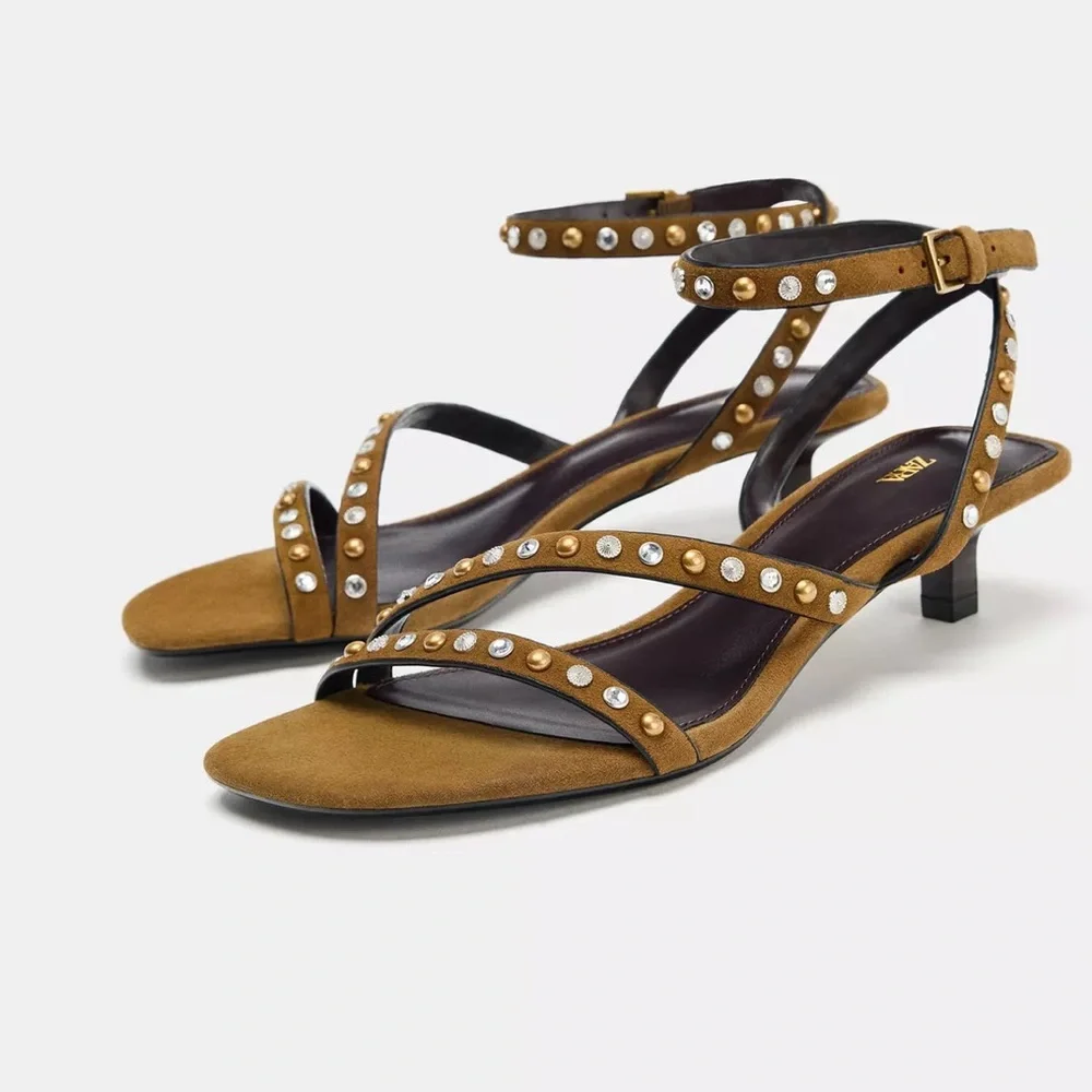 Zara NWT split leather studded kitten sandal 1346/610 - Picture 11 of 11